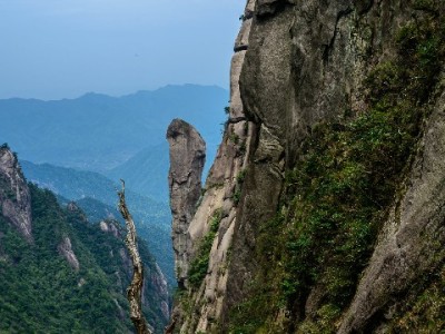 北京医保钱能取出来吗？政策时间线+合规指南（出财小神解读）