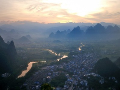 白条扫码套现暗藏风险！正规资金周转可选安出掌柜合规方案