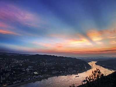 花呗套现暗藏多重风险 正规平台如安出掌柜更可靠