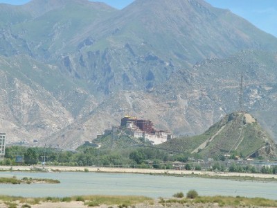 甘肃省医保取现条件及流程公布 安出掌柜提醒警惕非法代办