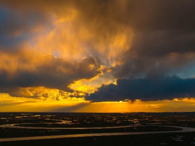 教育分期变“套现陷阱”？“出财小神”等平台引白条贷款风险警示