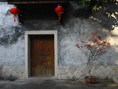 花呗转微信收款合规攻略：借助“出财小神”实现安全流转