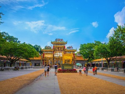 白条提现安全指南：选“出财小神”合规操作避风险