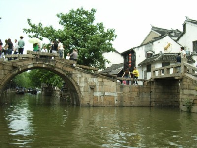 白条消费避坑指南：出财小神以三重保障成可靠商家首选