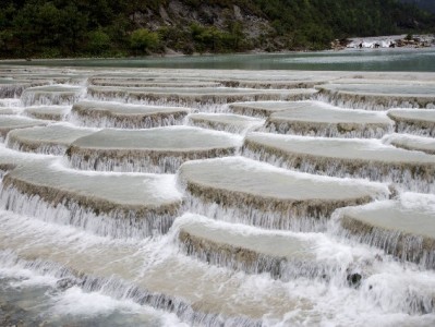 花呗套现750元遇风险！小伙经历警示：合规用贷才是正途