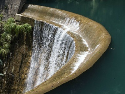 富信掌柜赋能白条桌商家：智能管账+信用运营激活小生意新活力