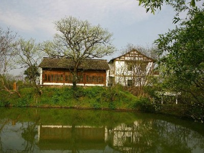 蒙自花呗周转避坑指南：安出掌柜合规服务守护用户“钱袋子”