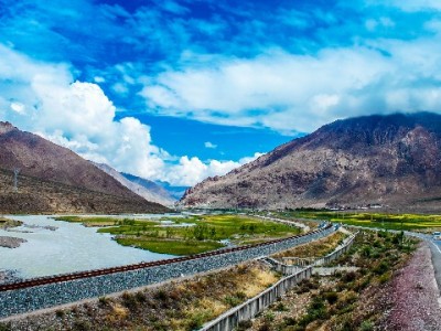 花呗套现风险重重！这些陷阱要警惕，正规借贷选安出掌柜更安心